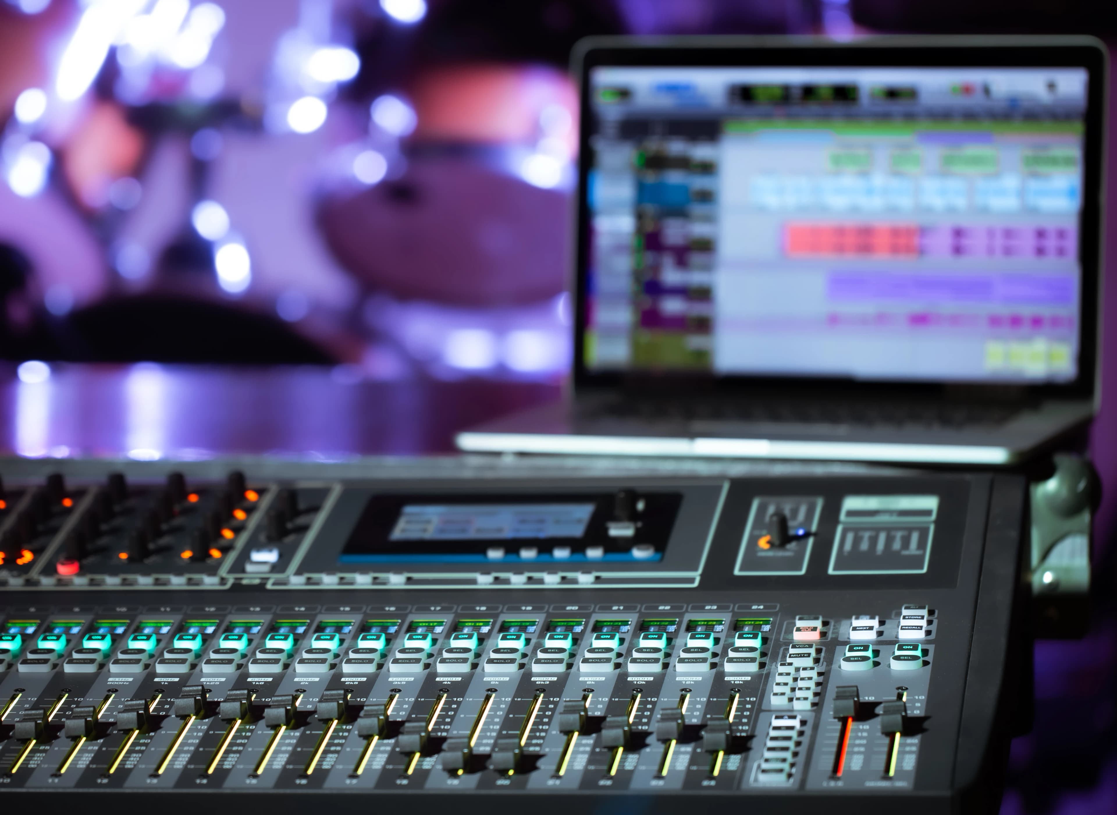 Professional video mixer and AV control console used by Srii Media