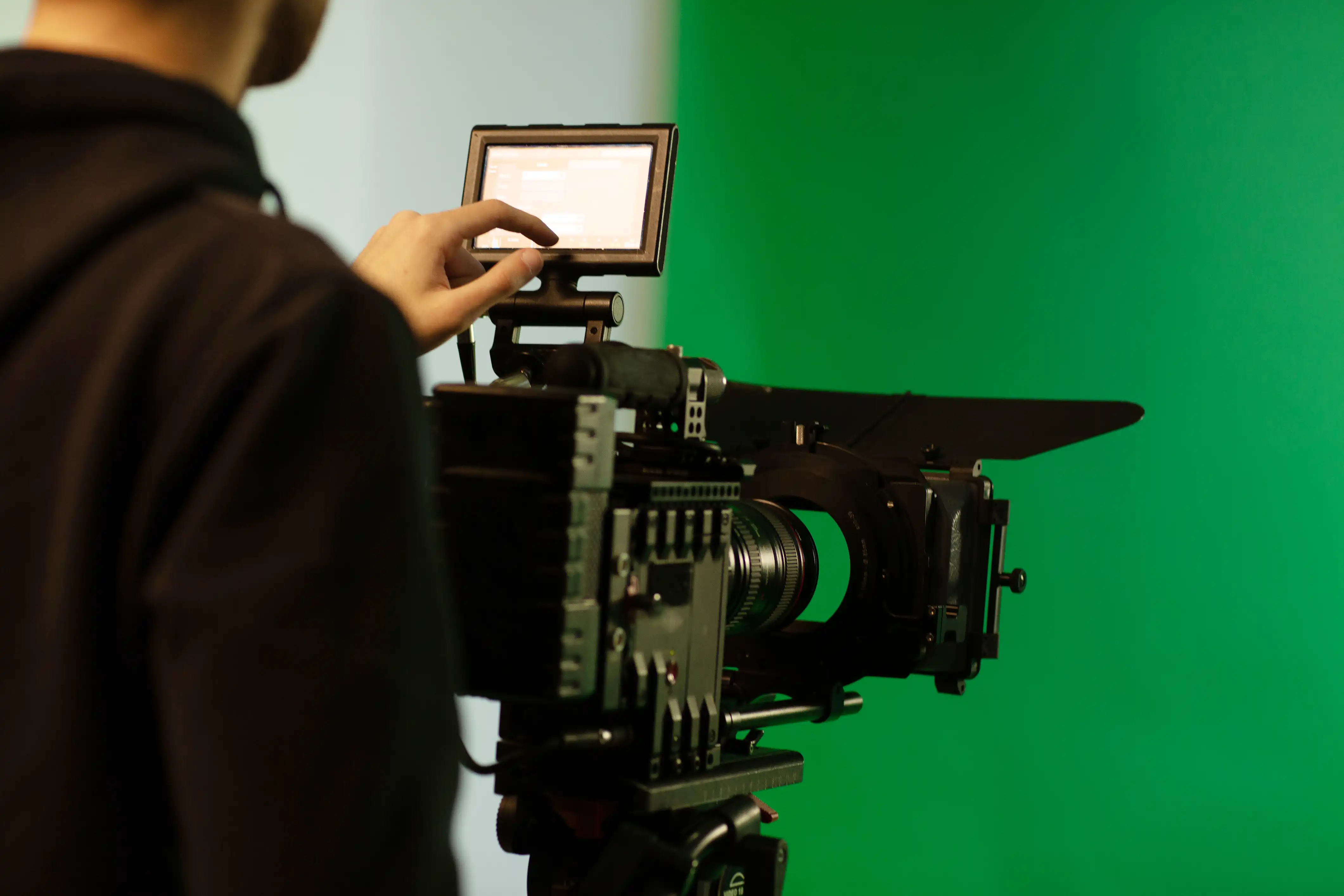 How Corporate AV Solutions Improve Meetings, Launches and Annual Day Programs – Srii Media Blog